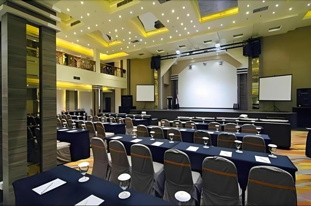 Aria Barito Hotel Banjarmasin  Eksteriør bilde
